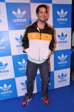 Dino Morea at Snoop Dogg - Adidas bash in Mumbai on 10th Jan 2013 (82).JPG